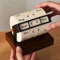 Olessa Desk Calendar