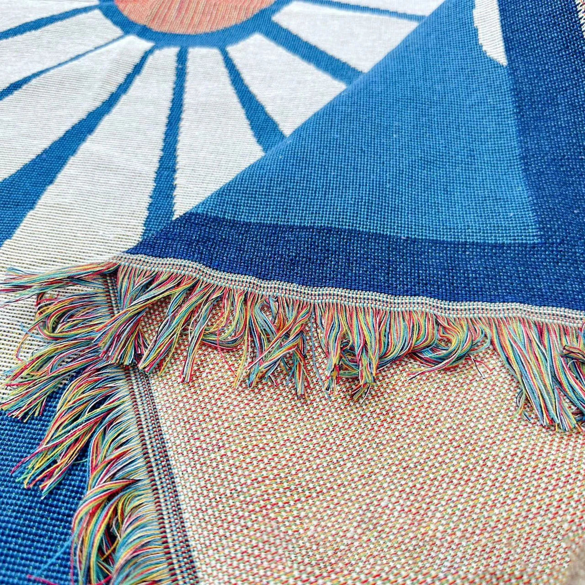 Olstossa Throw