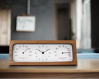 Oltarno Desk Clock