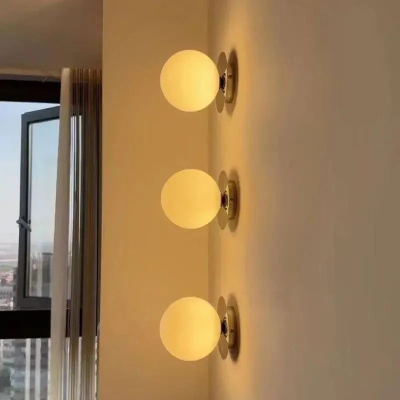 Orfia Wall Lamp