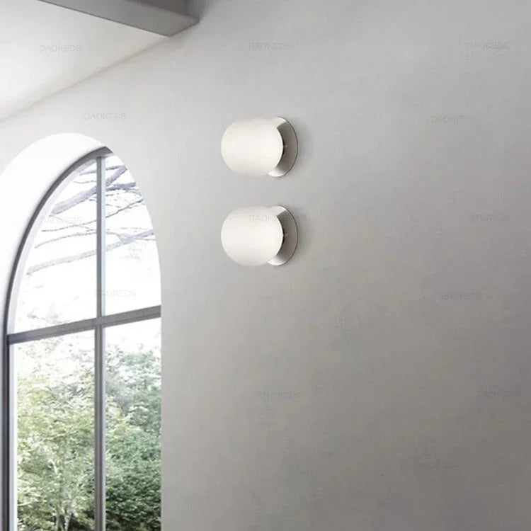 Orfia Wall Lamp