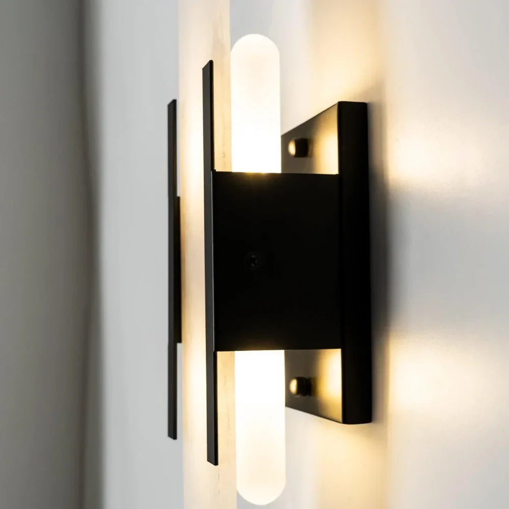Orfossa Wall Lamp