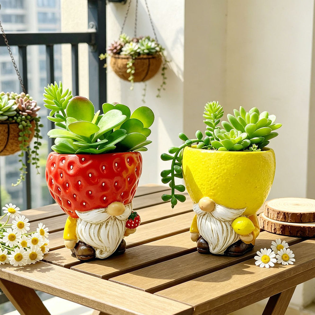 Original Flower Pot Figure with Gnome Motif | Kelmera
