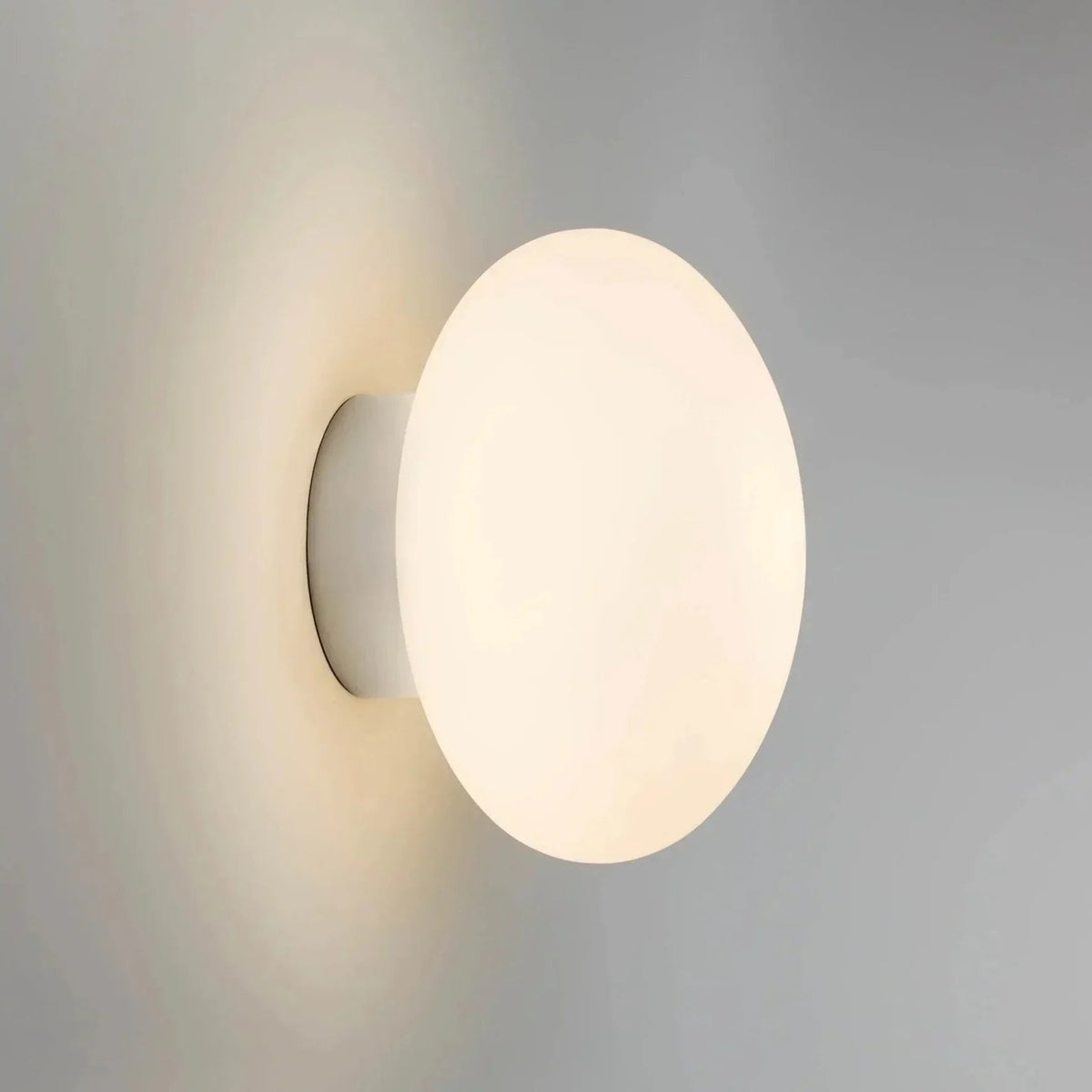 Palmela Glass Ball Wall Lamp