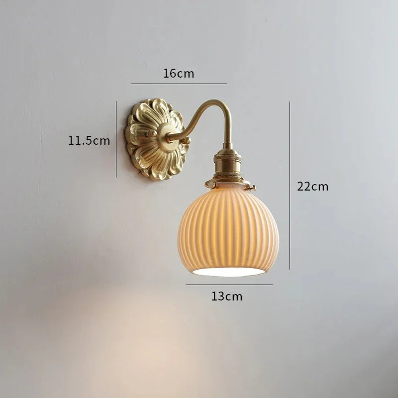 Perdoda Brass Lamp