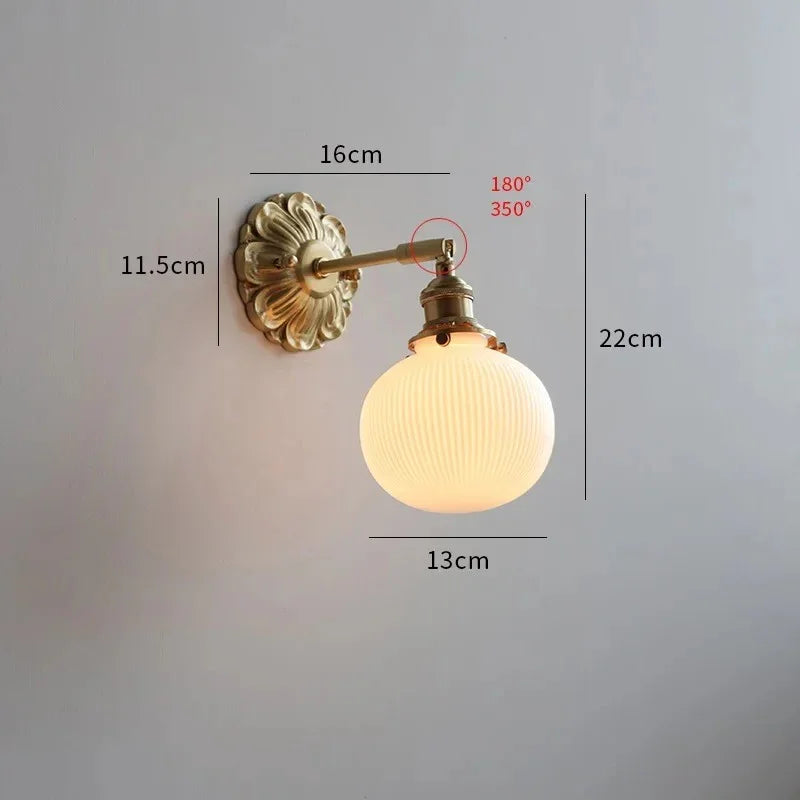 Perdoda Brass Lamp
