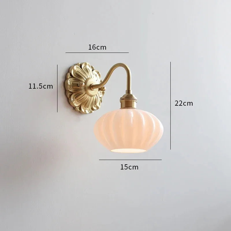 Perdoda Brass Lamp