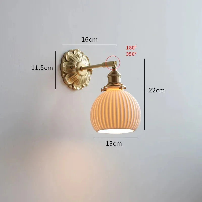 Perdoda Brass Lamp