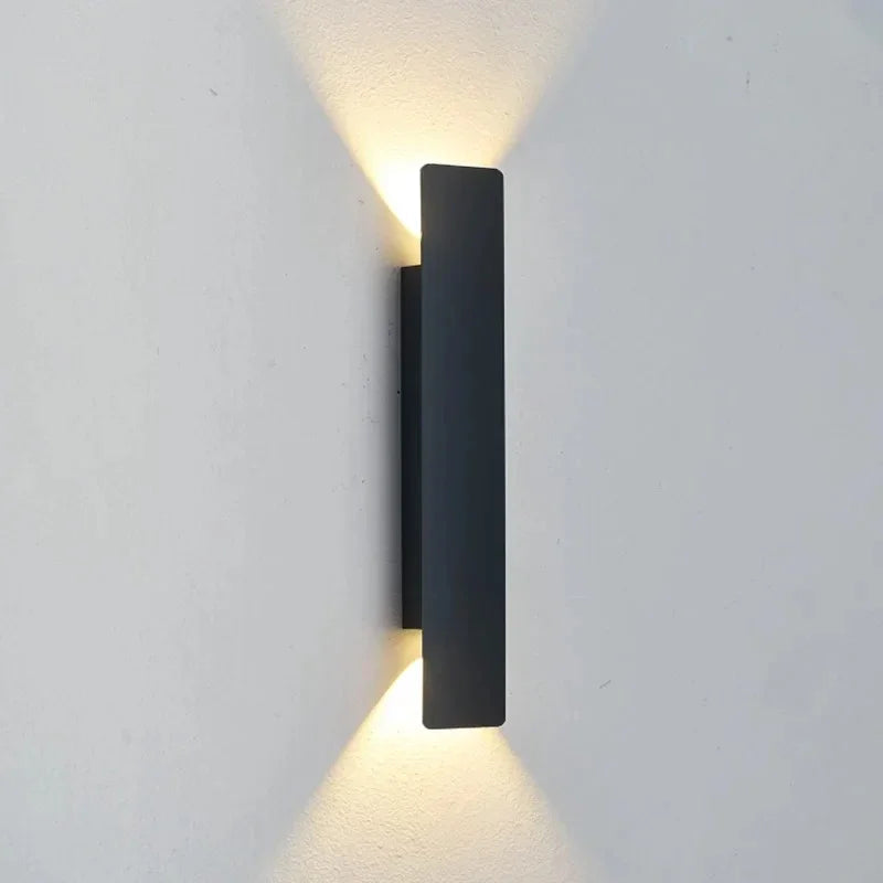Perranta Outdoor Wall Light