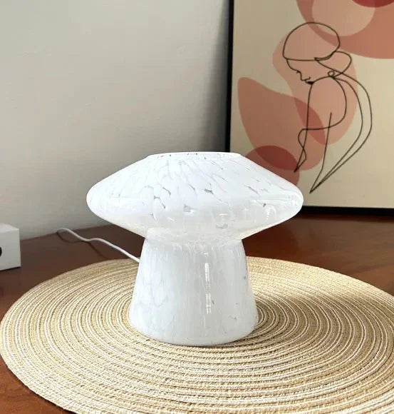 Pervuna Table Lamp