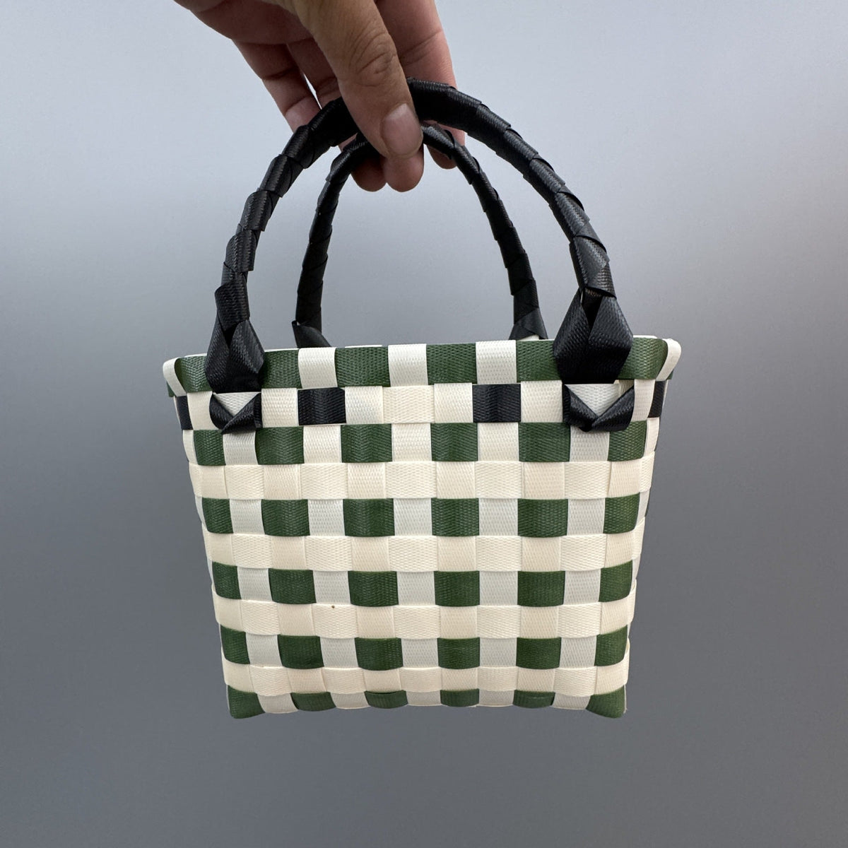 Playful and Colorful Basket Bag | Kelmera