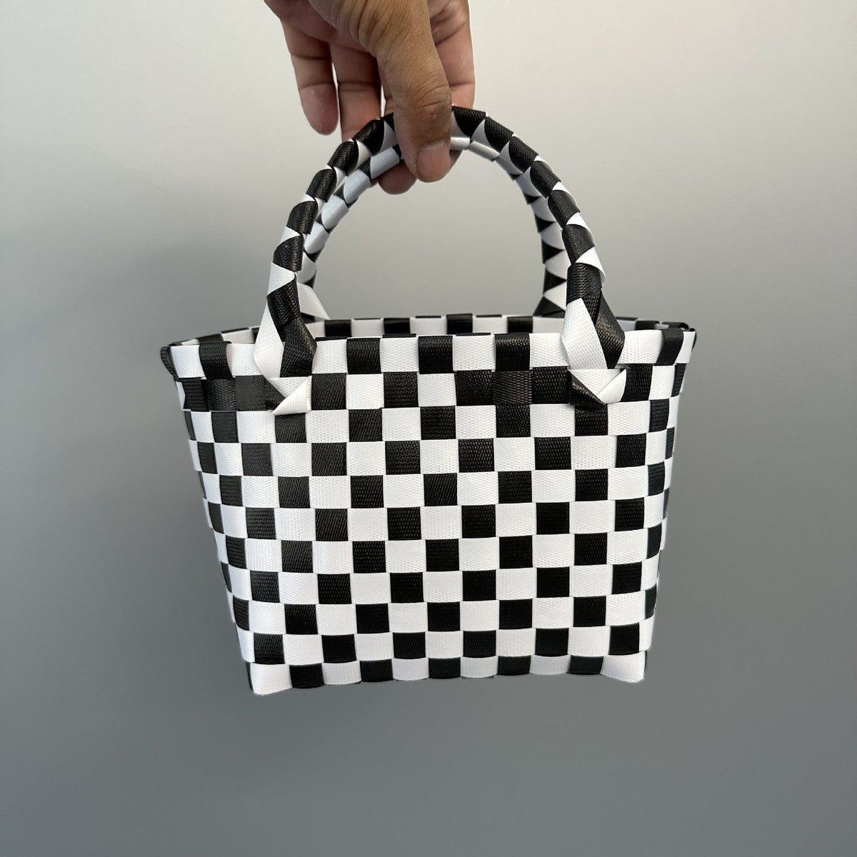 Playful and Colorful Basket Bag | Kelmera