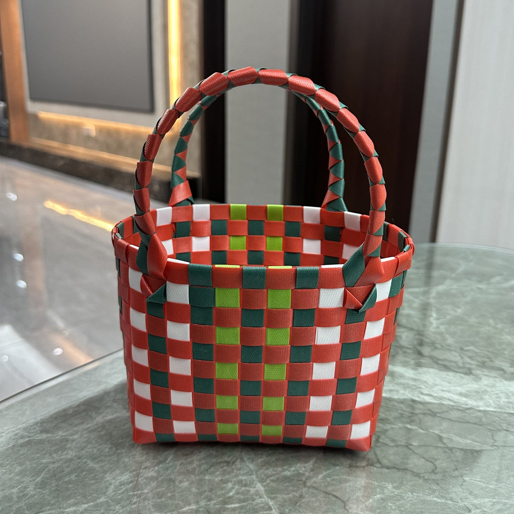 Playful and Practical Basket Bag | Kelmera