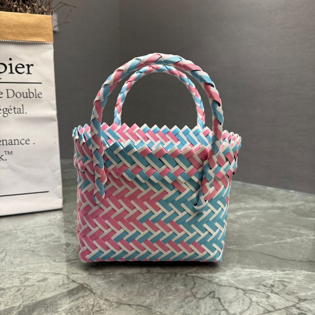Playful Basket Bag with Bow | Kelmera
