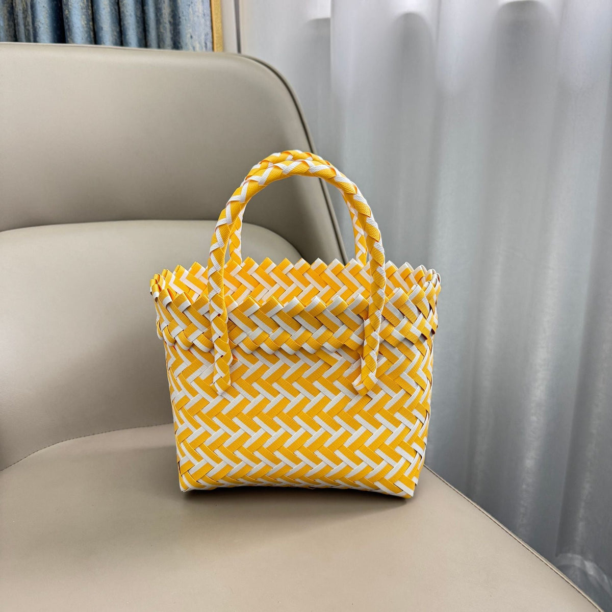 Playful Basket Bag with Bow | Kelmera