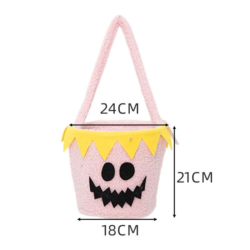 Playful Gift Basket with Cute Halloween Motif | Kelmera