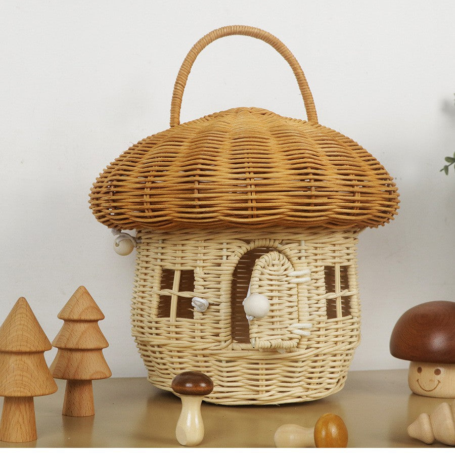 Playful Hand Basket in House Design | Kelmera