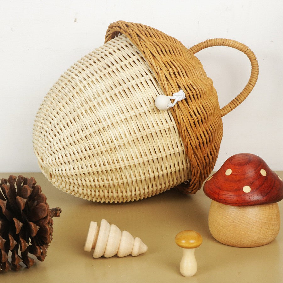 Playful Hand Basket in House Design | Kelmera