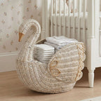 Playful Laundry Basket in the Shape of a Swan | Kelmera