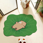 Playful Leaf-Shaped Floor Mat | Kelmera