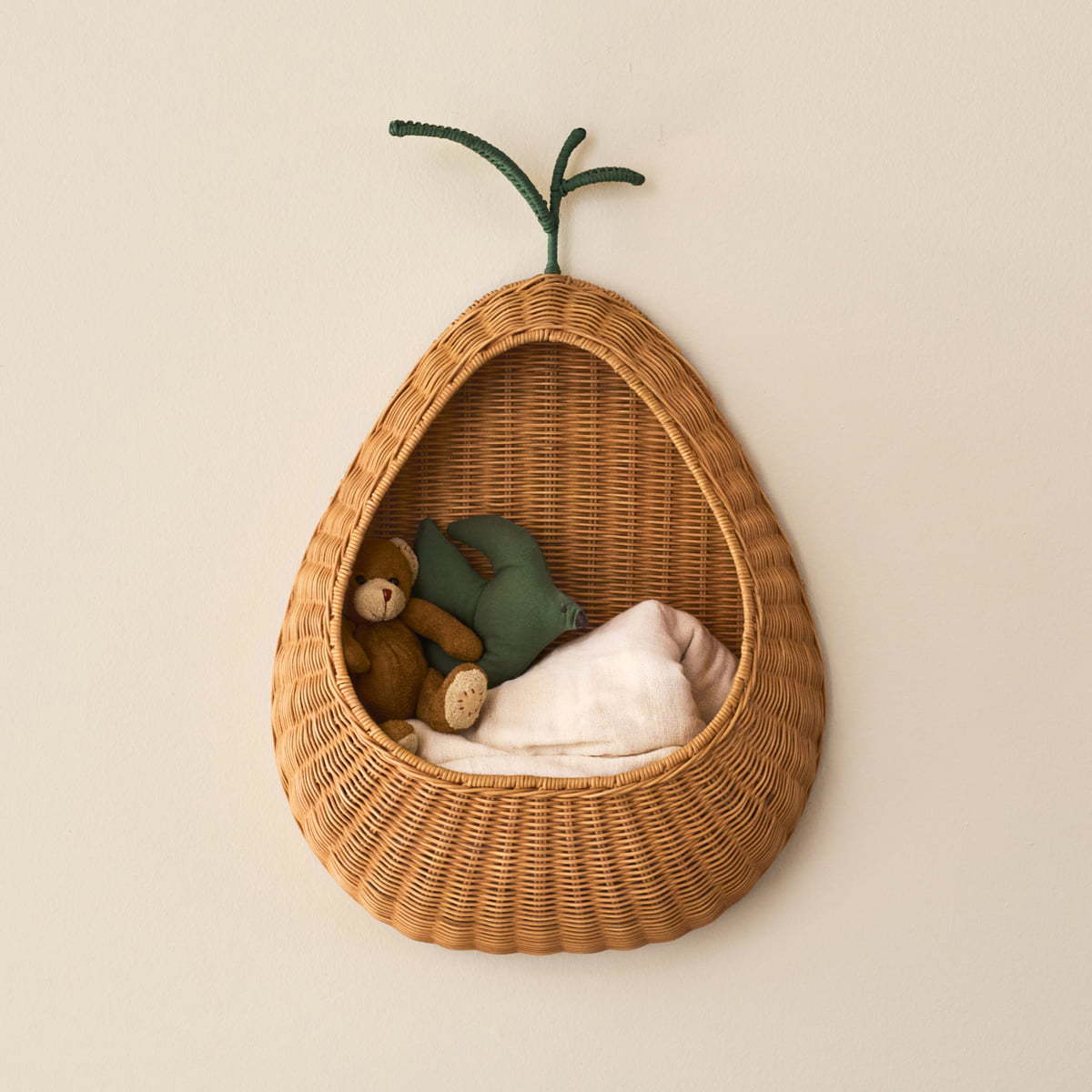 Playful Wall Basket in Pear Design | Kelmera