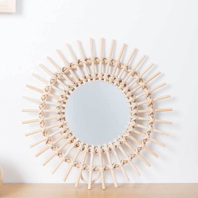 Playful Wall Mirror made of Rattan | Kelmera