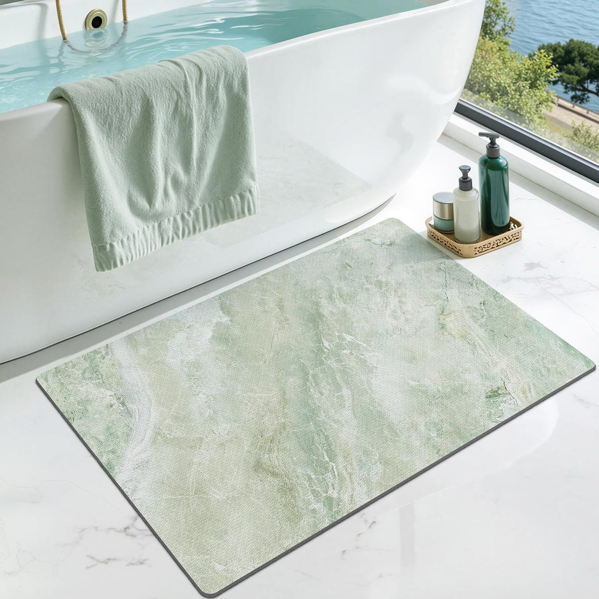 Plush Tropical-Themed Bath Mat | Kelmera