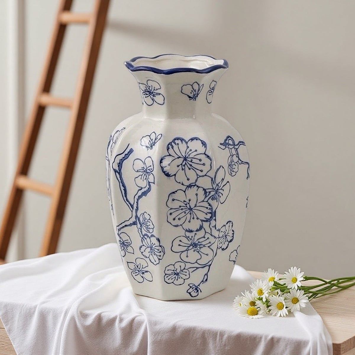 Porcelain Vase Ceramic | Kelmera