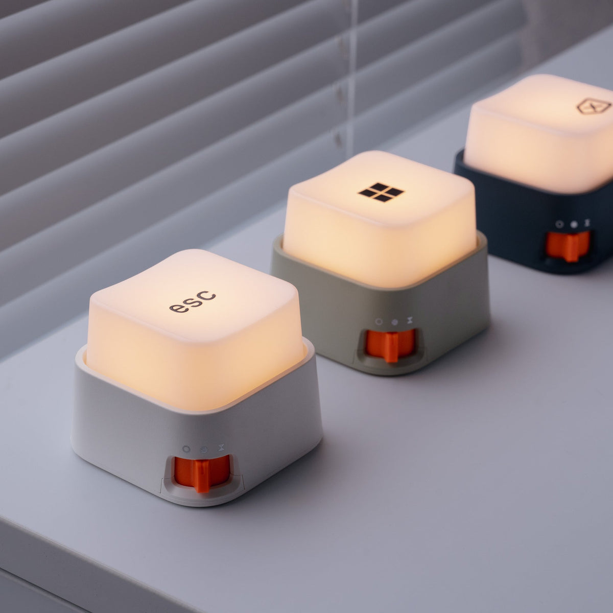 Portable Rechargeable Cube LED Night Light with Adjustable Brightness | Kelmera