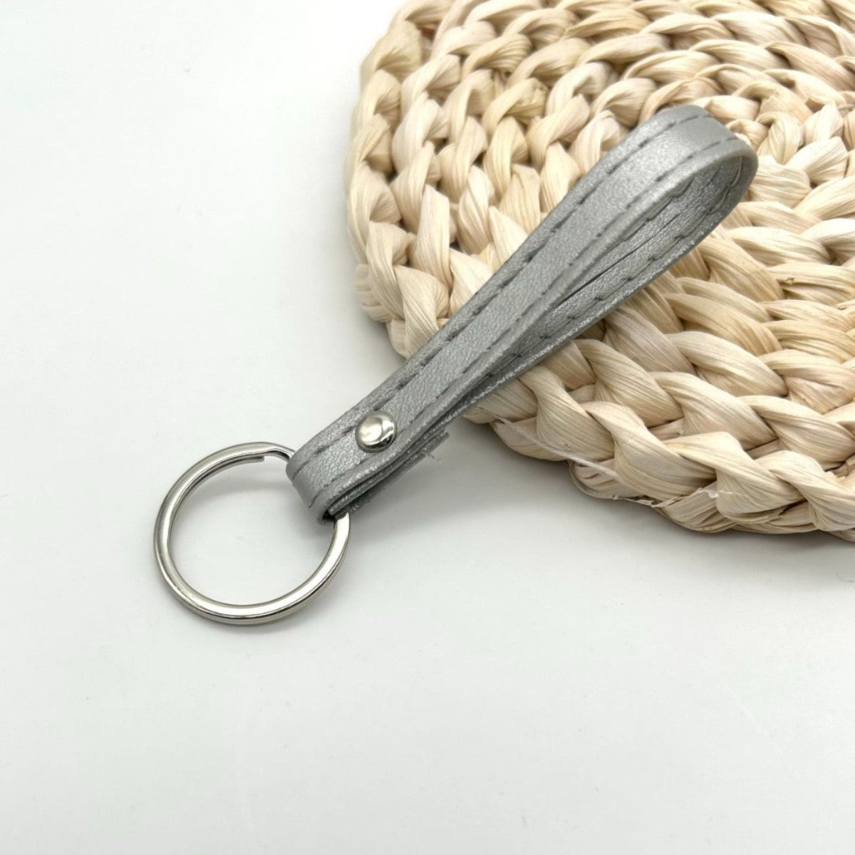 Premium Leather Keychain Holder | Kelmera