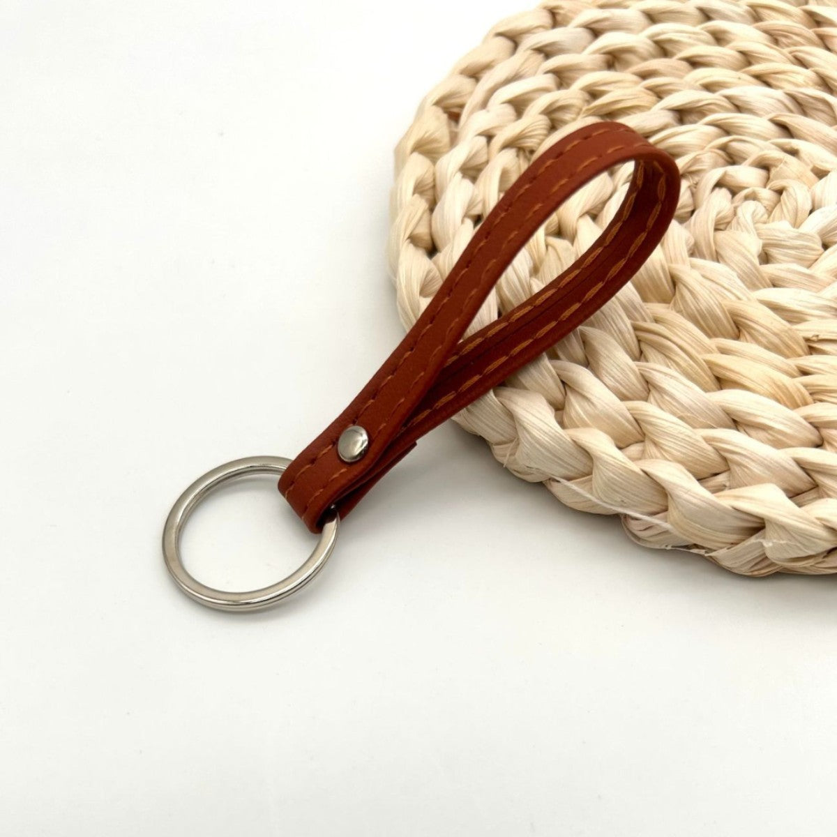 Premium Leather Keychain Holder | Kelmera