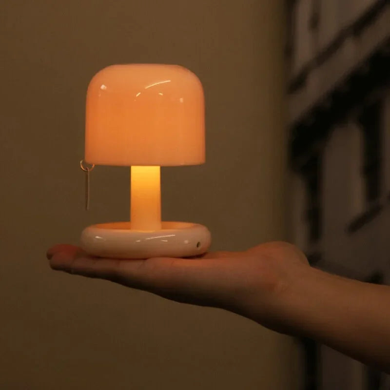 Queluz Azeitao Portable Lamp | Kelmera
