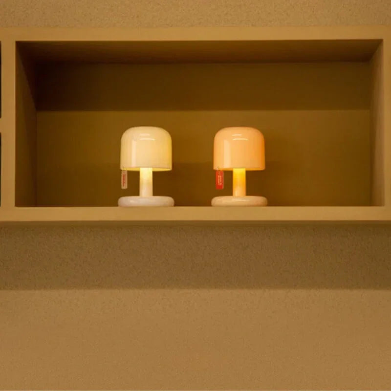 Queluz Azeitao Portable Lamp | Kelmera