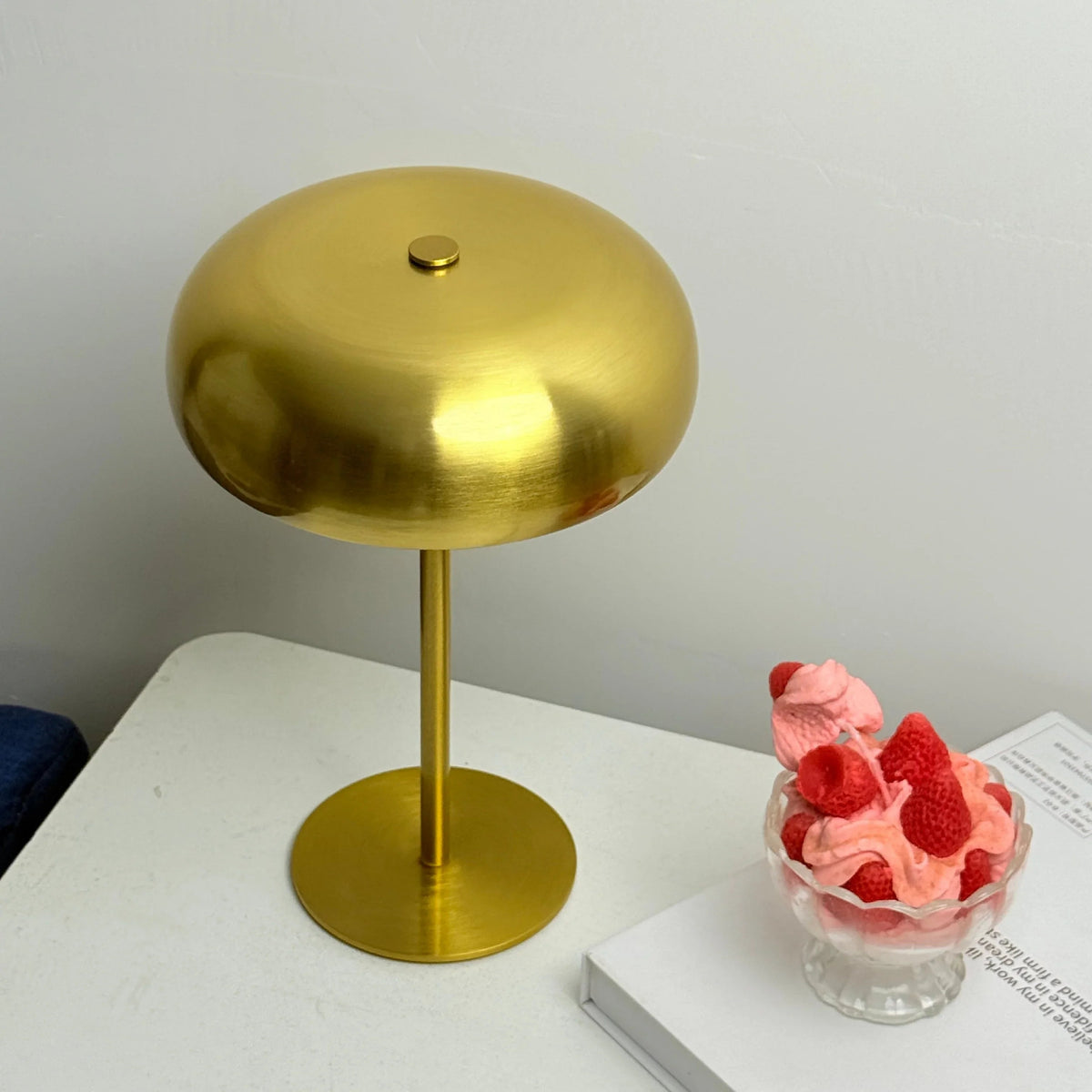 Quinlola Portable Lamp