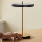 Quinndirra LED Portable Lamp