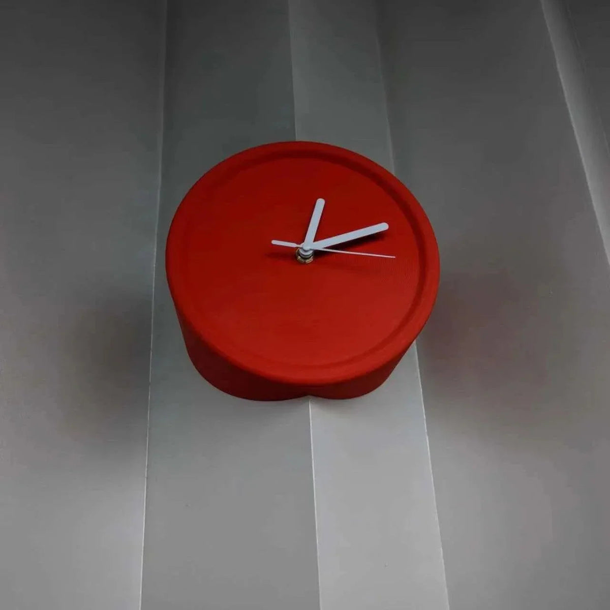 Quinsteno Wall Clock