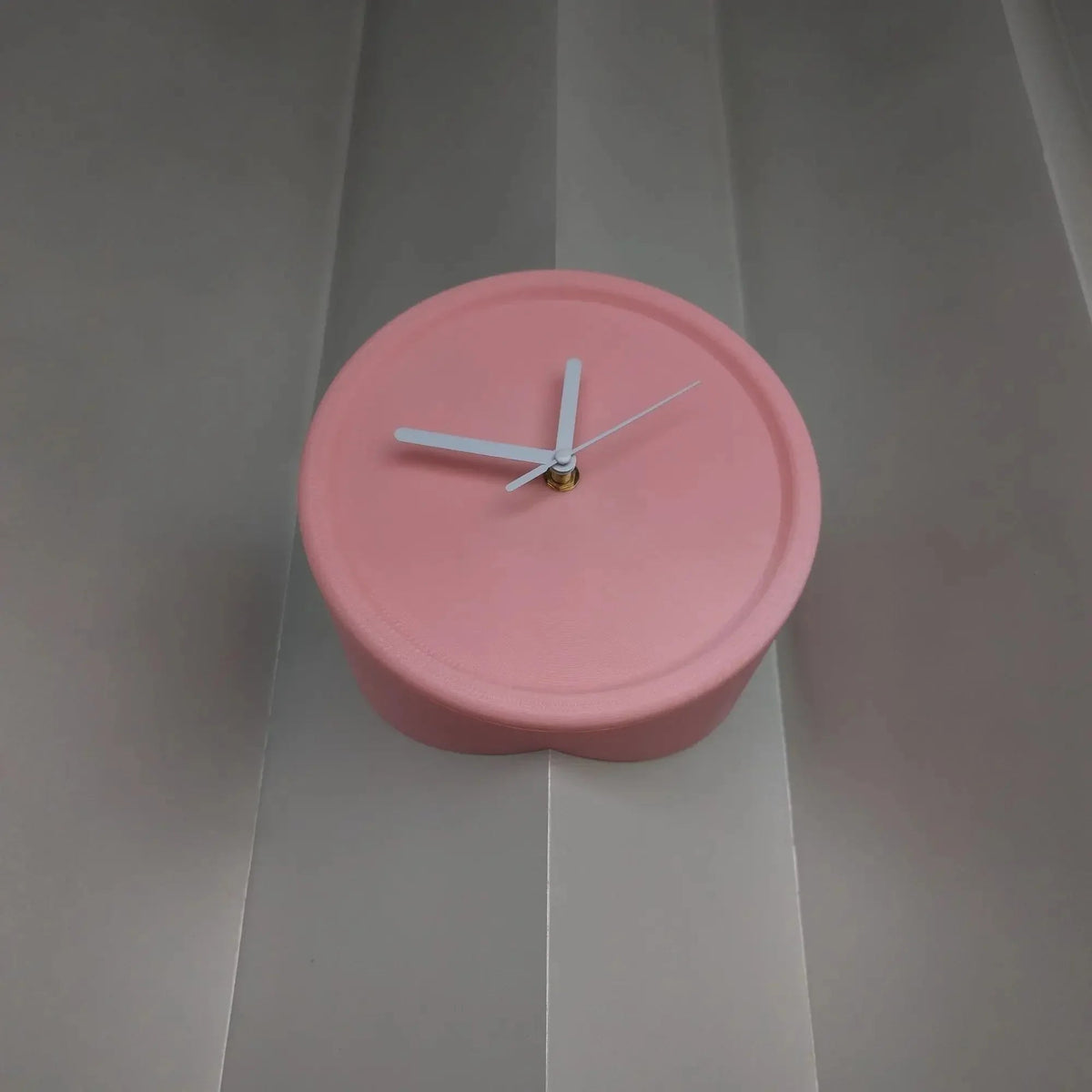 Quinsteno Wall Clock