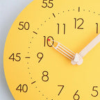 Quinstossa Wall Décor Clock