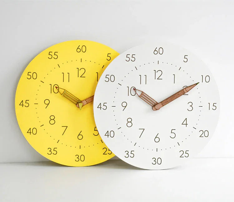Quinstossa Wall Décor Clock