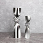 Quinvorra Striped Candle Holder