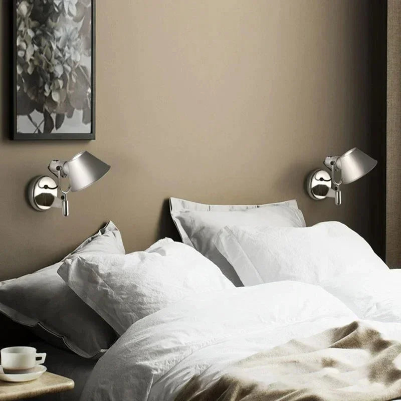 Redondo Adjustable Wall Lamp