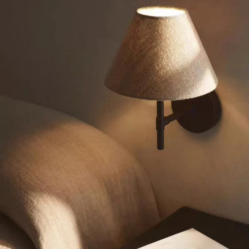 Rellosa Wall Lamp