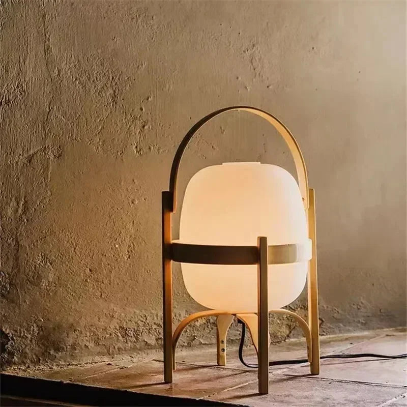 Reltanta Table Lamp