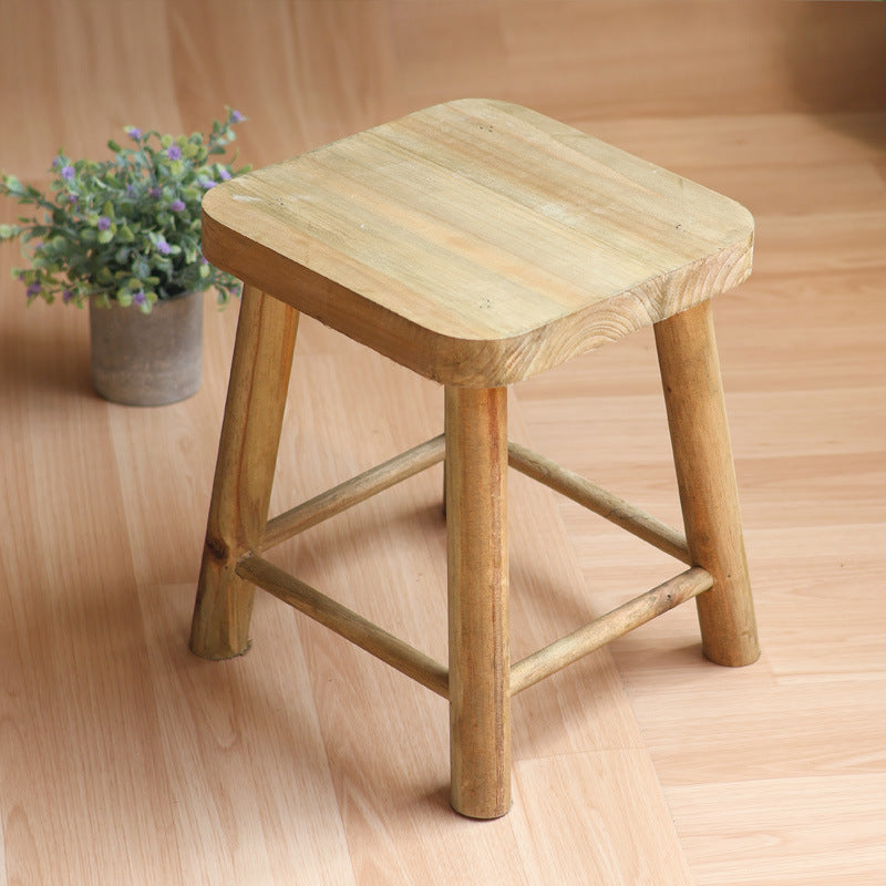 Robust Stool made of Solid Wood | Kelmera