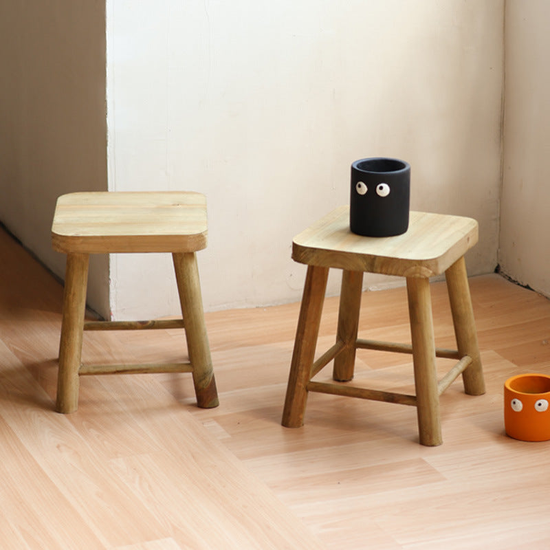 Robust Stool made of Solid Wood | Kelmera