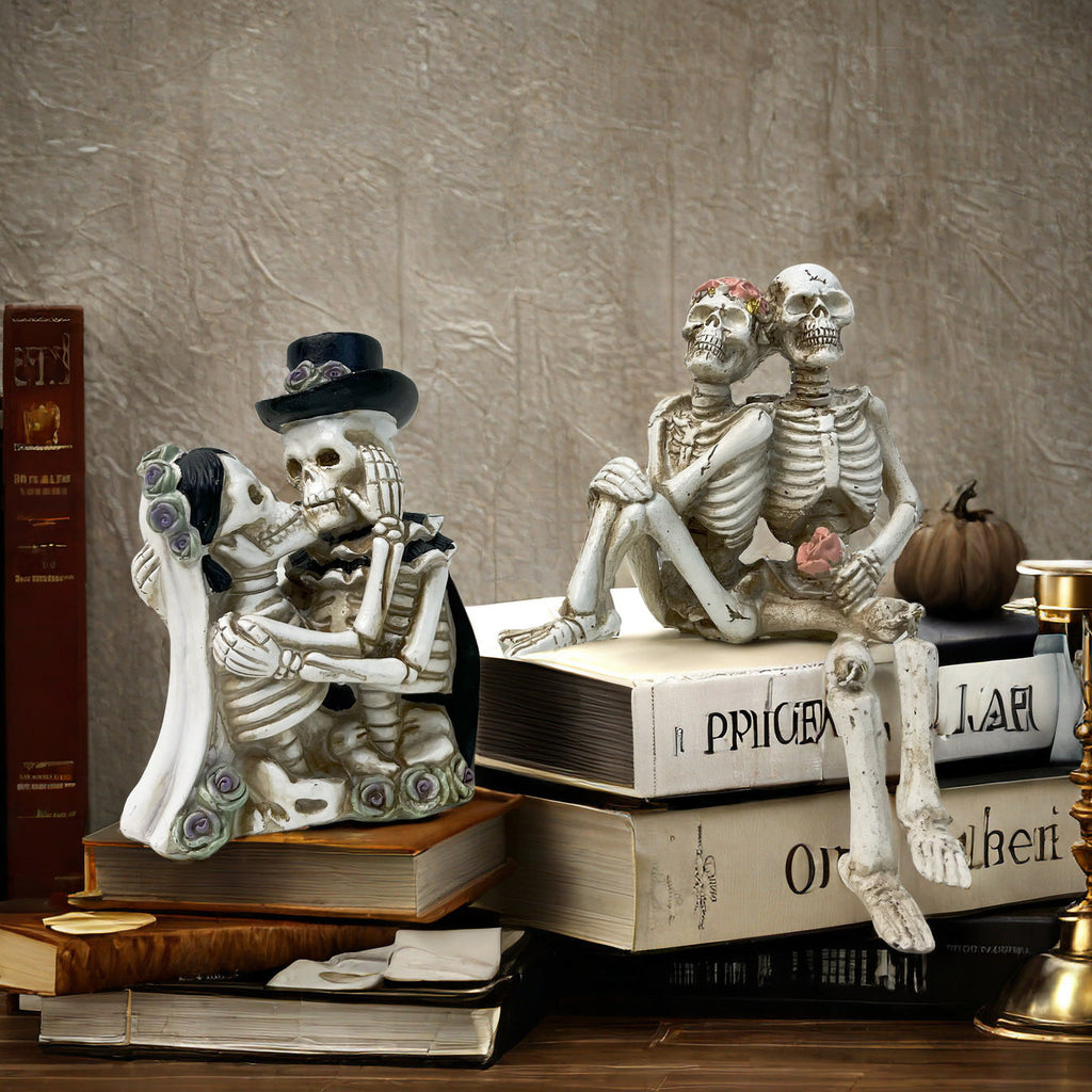 Romantic Skeleton Figure | Kelmera