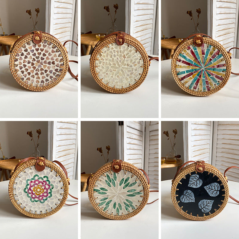 Round Bast-Handbag | Kelmera
