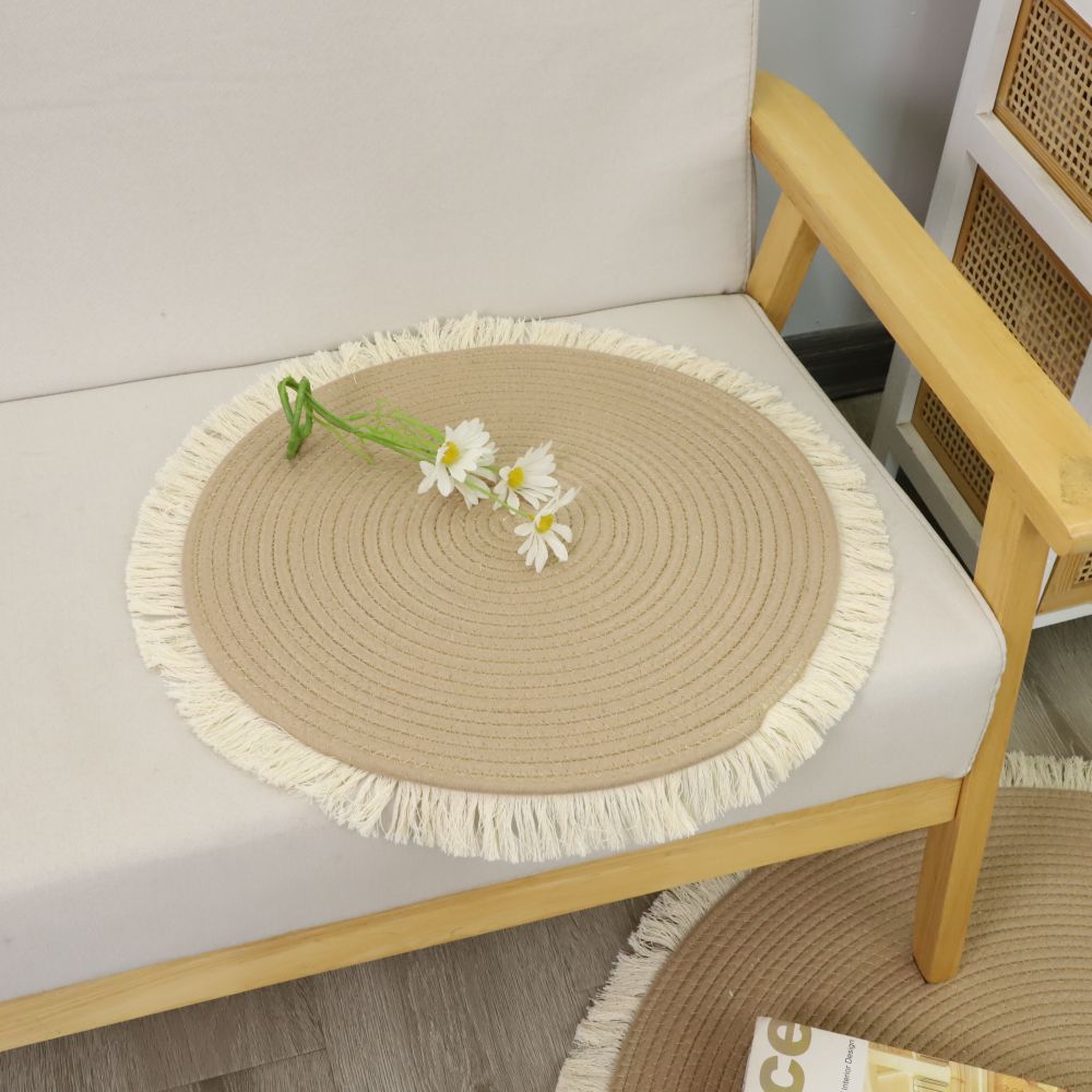 Round Rug with Fringed Design | Kelmera