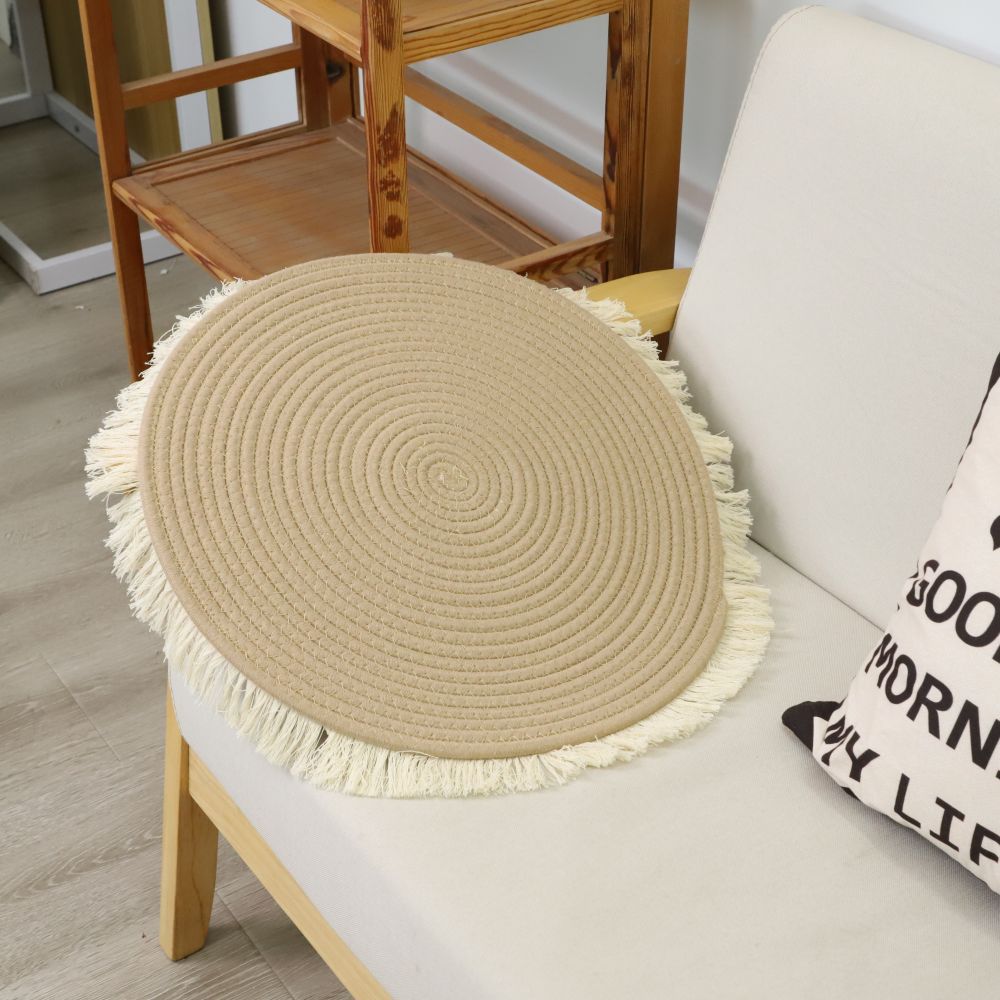 Round Rug with Fringed Design | Kelmera