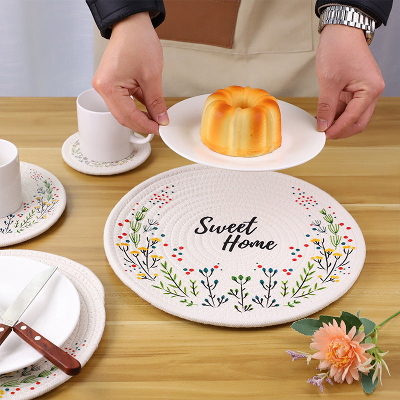 Round Tablecloth with Mandala Pattern | Kelmera